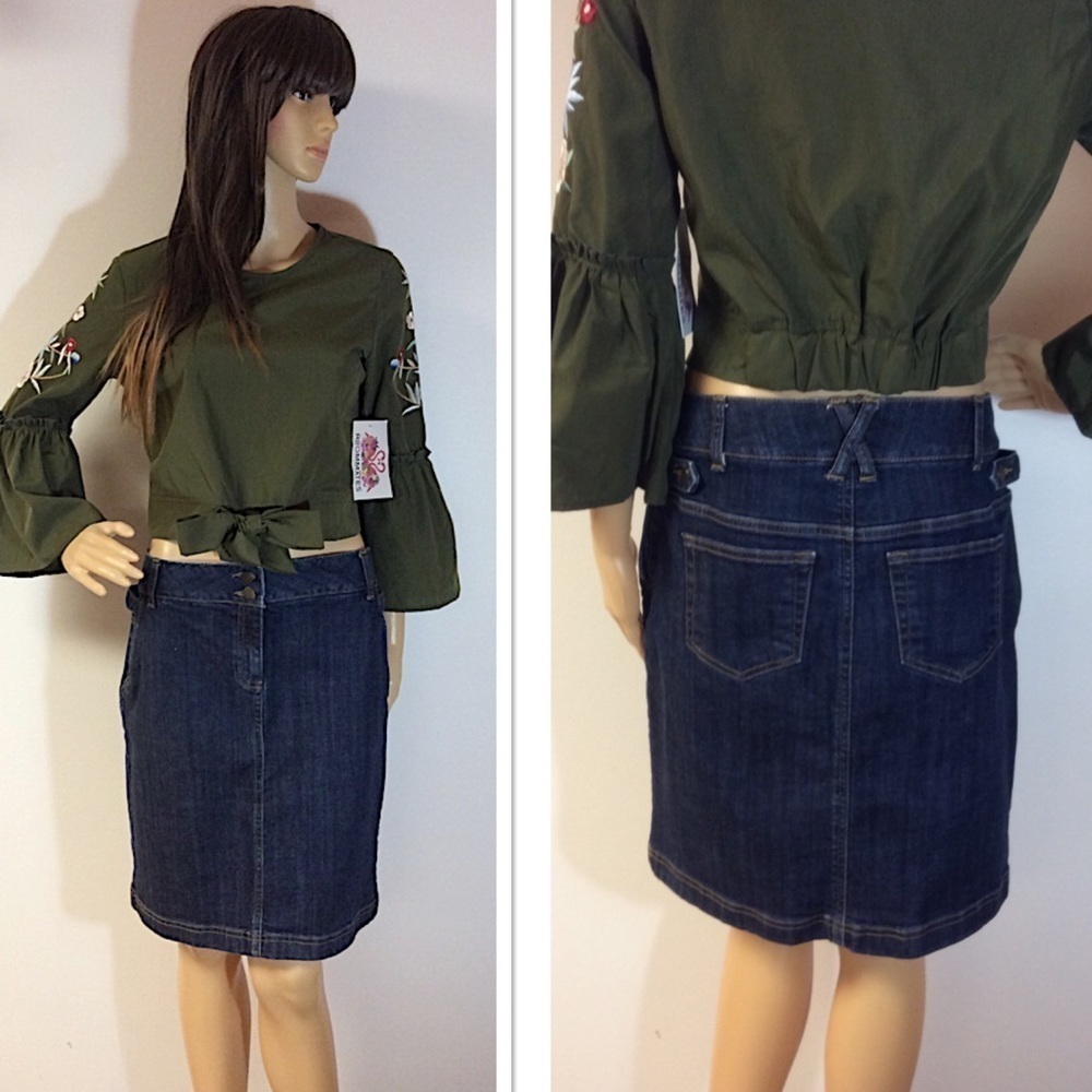 LANDS’ END DENIM SKIRT